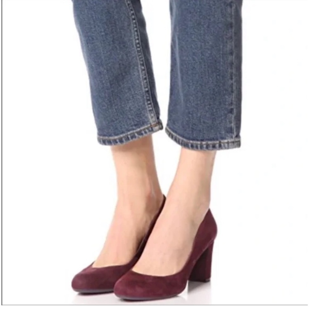 LK Bennett London Sersha Suede Pump. Black. Size 38.5 - Picture 3 of 13